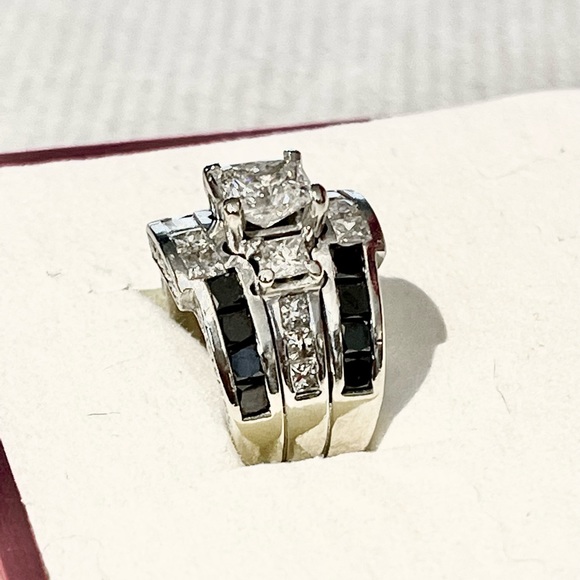 4 Carats Total Weight Natural Diamond Ring Set - Picture 5 of 11